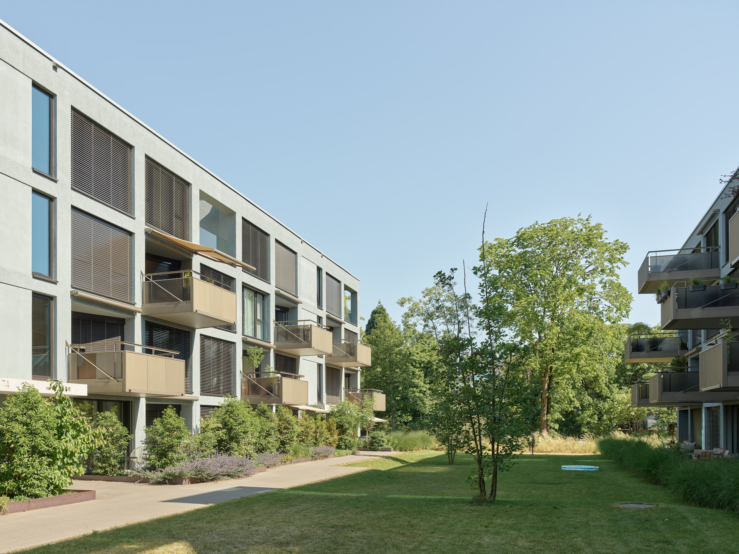 :mlzd ·  Zihlstrasse, Nidau · Aufnahmen 06.2023